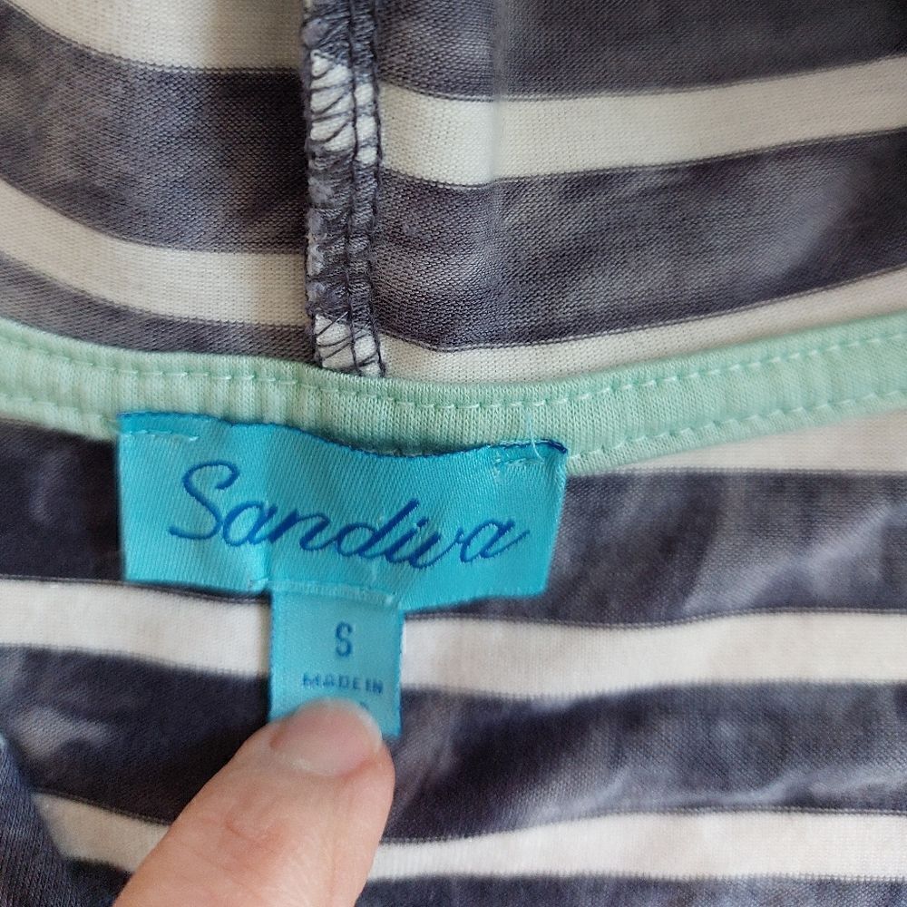 Sundiva coverup size S - Picture 3 of 6